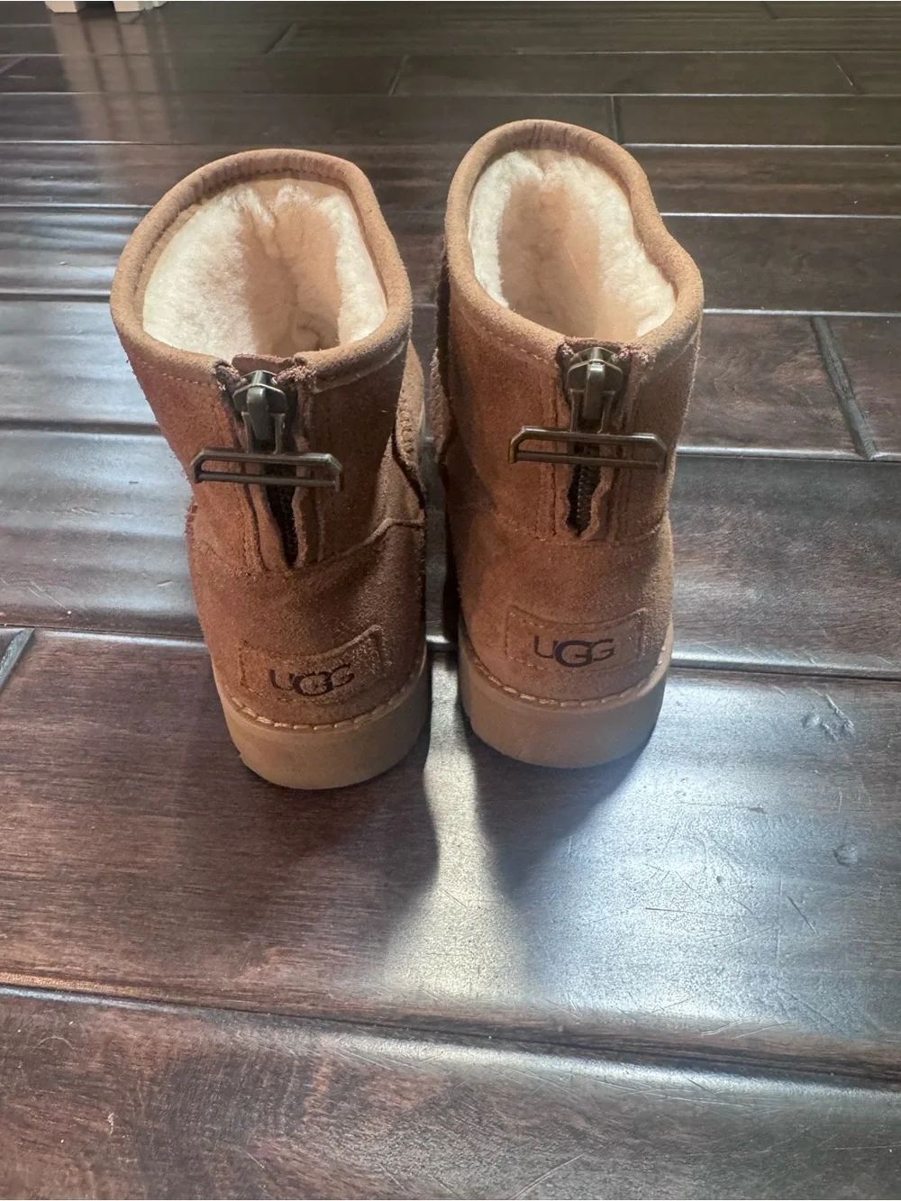 UGG Classic Short Shearling Lined Suede Boot - Chestnut